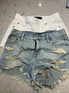 Bundle of 2 Aeropostale Jean shorts